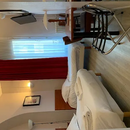 Wilson Square 2* 圖盧茲