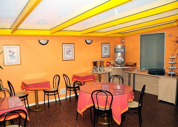 ホテル Wilson Square