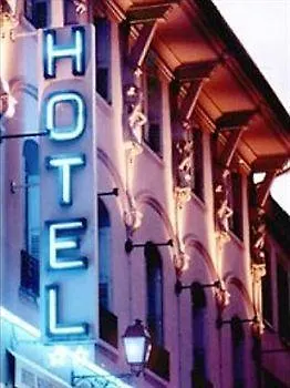 Otel Wilson Square 2*