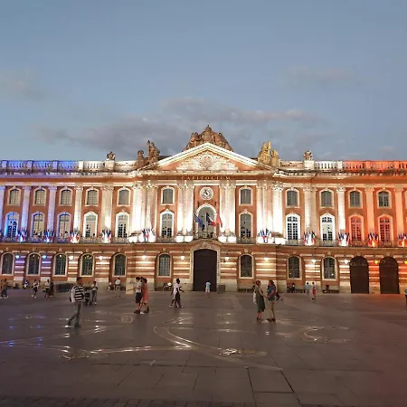 Wilson Square Otel Toulouse
